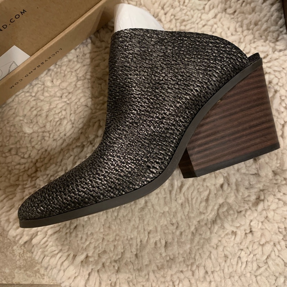 Lucky Brand mules